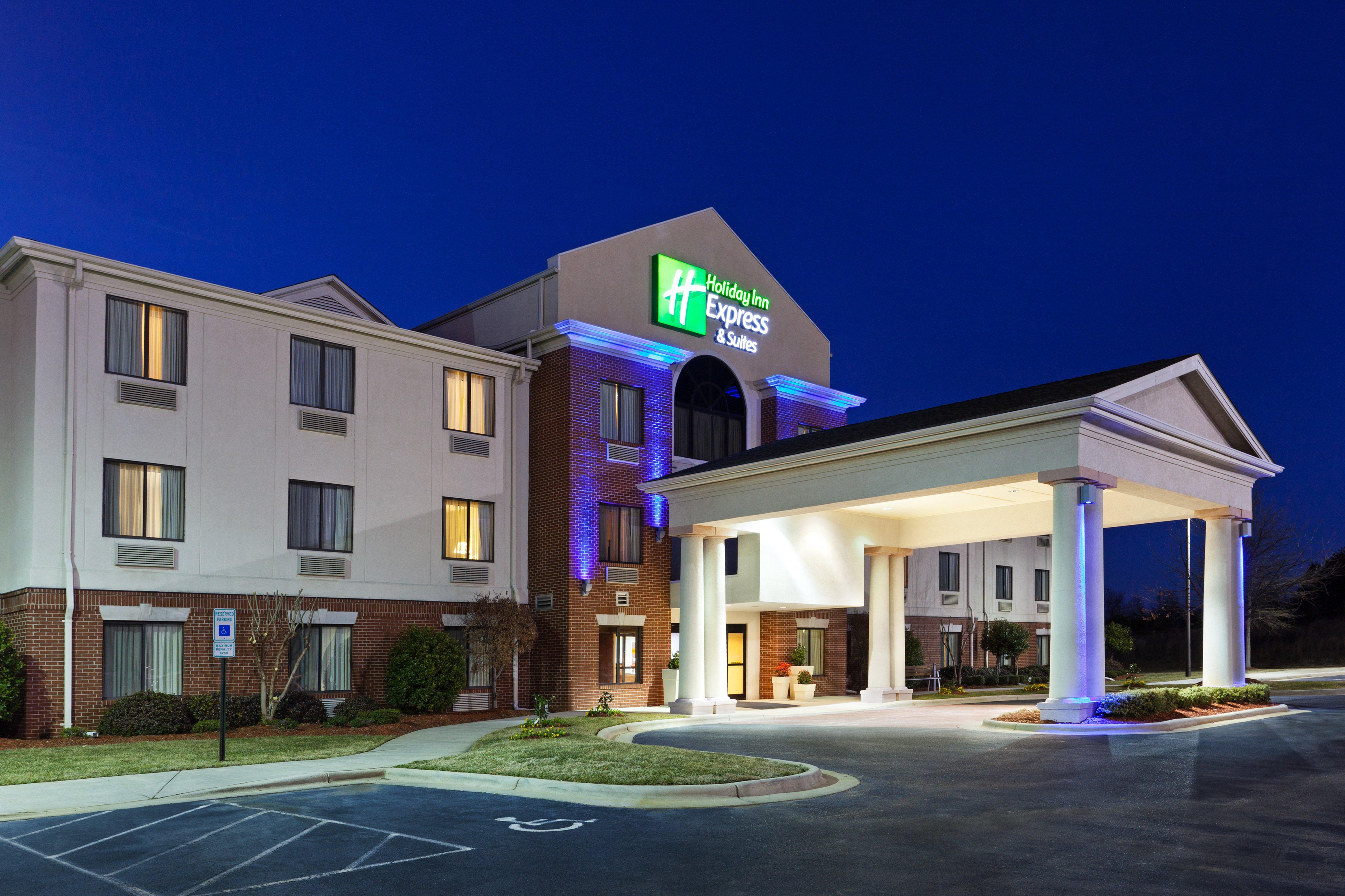 Holiday Inn Express & Suites Reidsville By Ihg Exterior photo