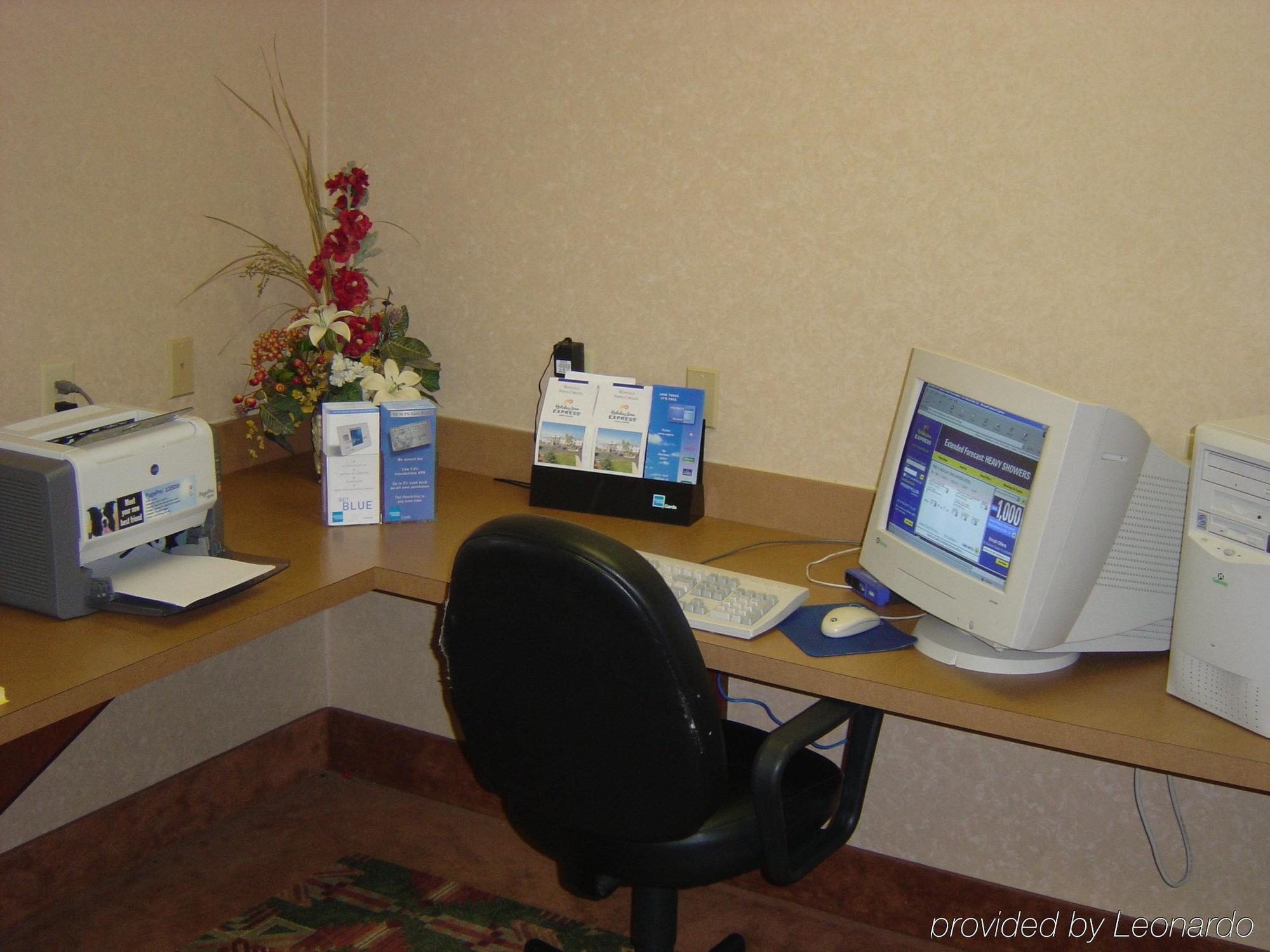 Holiday Inn Express & Suites Reidsville By Ihg Facilities photo
