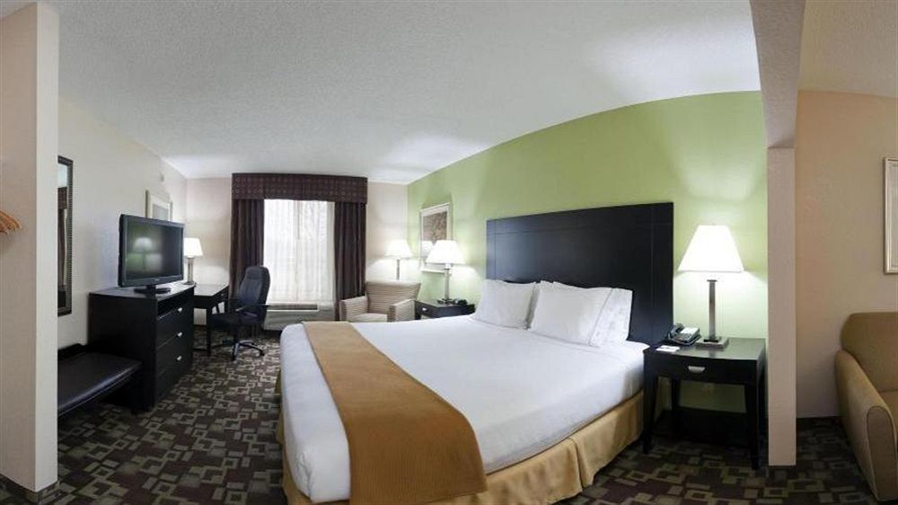 Holiday Inn Express & Suites Reidsville By Ihg Exterior photo